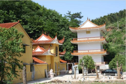 ",并由此衍生了"嫦娥文化";大屋雷村保留至今的民间祭祀礼仪"守月华"