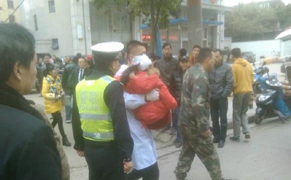 陕西汉中一小学发生恶性砍人事件：多名学生受伤 行凶者资料曝光