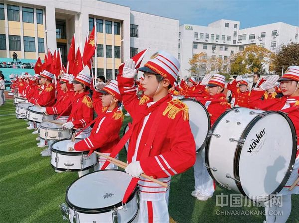 社团活动展风采校园文化竞芬芳